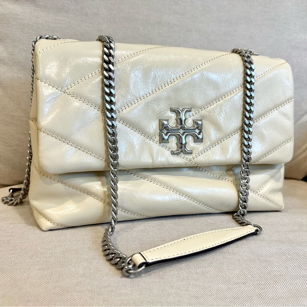 Tory Burch Kira Chevron Textured Convertible
Shoulder Bag